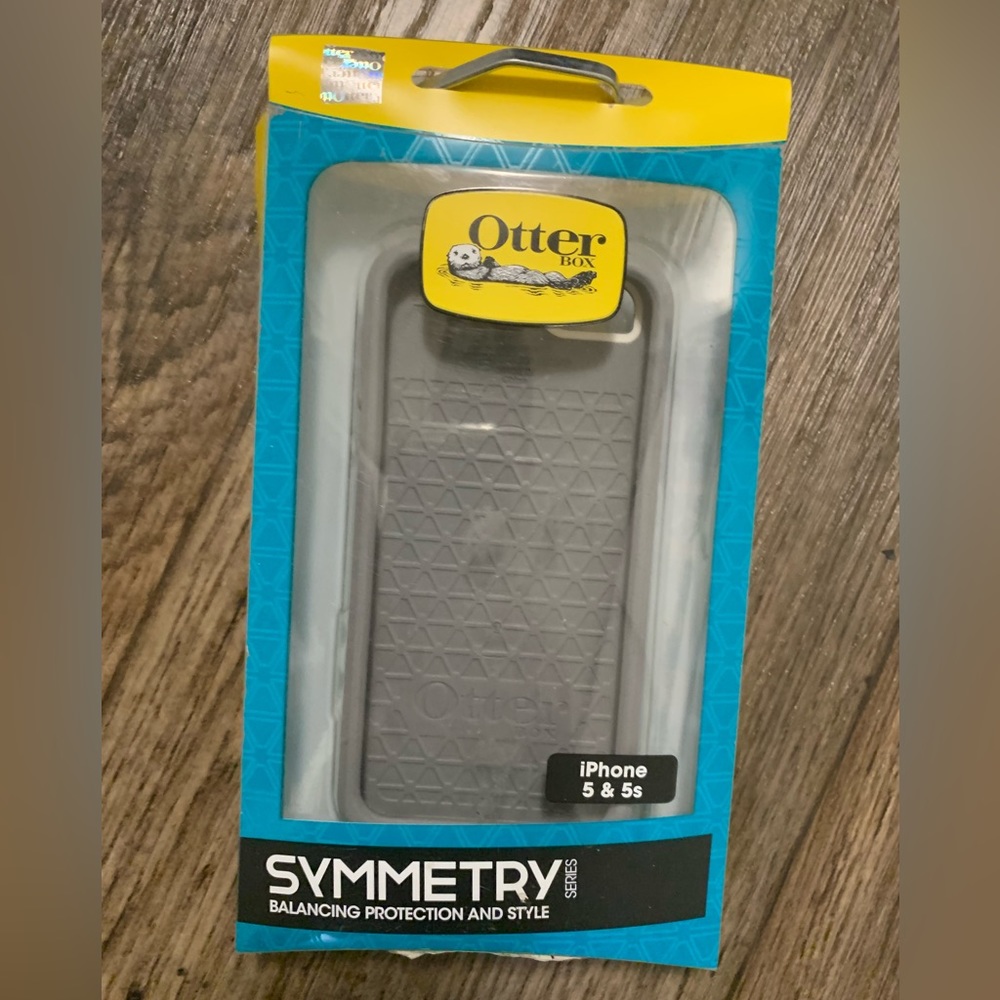 Otter box iphone 5/5s